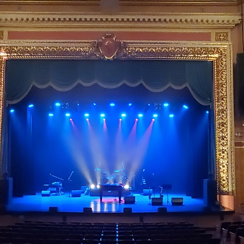 The Stadium Theatre Merges History and Modernity Onstage with Help from HARMAN Professional Solutions